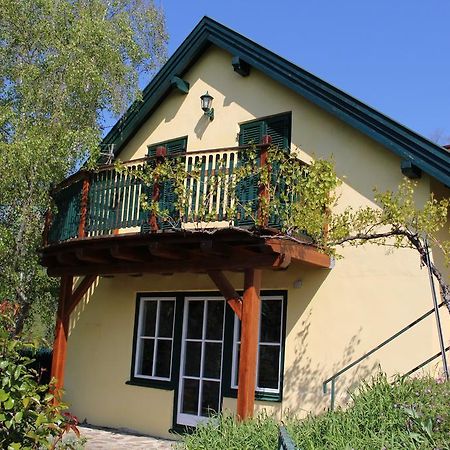 הוילה קרמס אן דר דונאו Winzerhaus Mit Fernblick מראה חיצוני תמונה