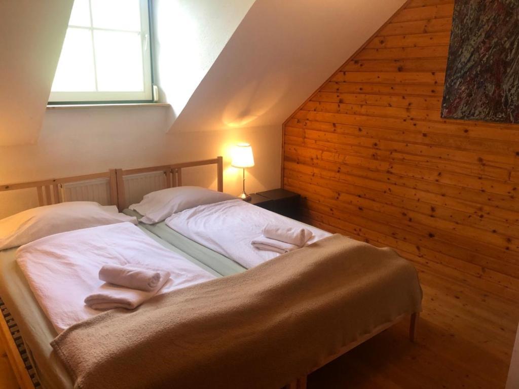 הוילה קרמס אן דר דונאו Winzerhaus Mit Fernblick מראה חיצוני תמונה